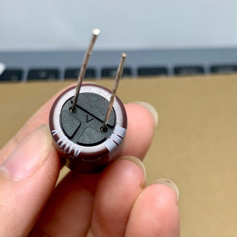 Tụ điện hóa 47uF 400V 400V47uF NCC KXJ 16x20mm