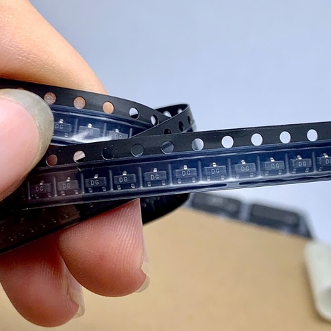 5 cái C2713 2SC2713 2SC2713-GR (DG) Transistos 120V 100mA kênh NPN SOT-23