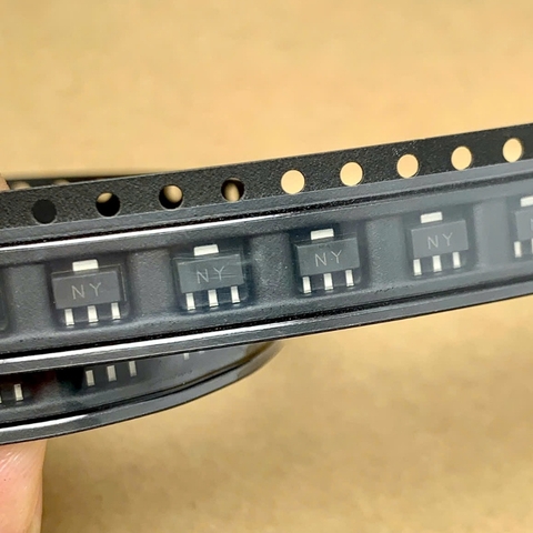 10 cái 2SA1213 NY SMD Transistor 2A 50V kênh P SOT89