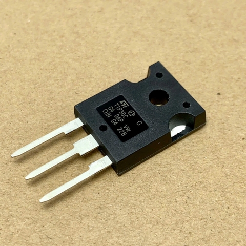 2 cái Transistor TIP36C 100V 25A kênh PNP TO-247