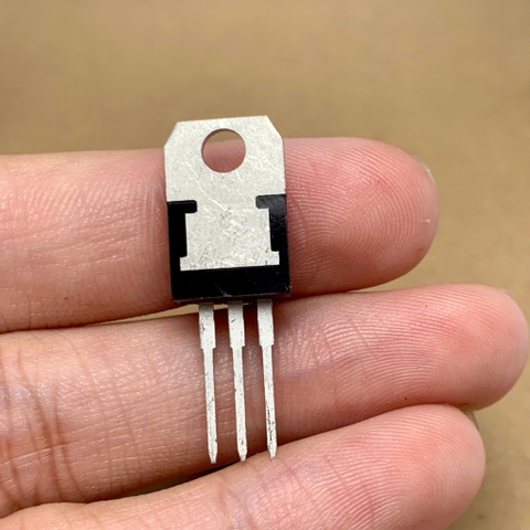 BDT63C TRANSISTOR 120V 10A kênh N TO-220