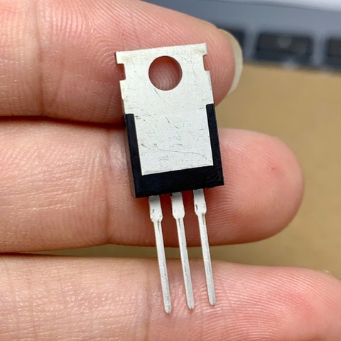 2 cái 2SA940 A940 Transistor 150V 1.5A kênh PNP TO-220 chính hãng