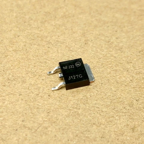 4 cái MJD127G MJD127 MJD127T4G J127 Transistor 100V 8A Kênh PNP SOT-252