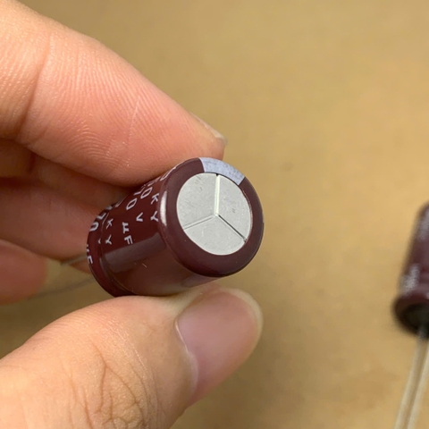 4 cái tụ điện hóa 470uF 50V 470uF 50V470uF12.5x20mm KY chính hãng