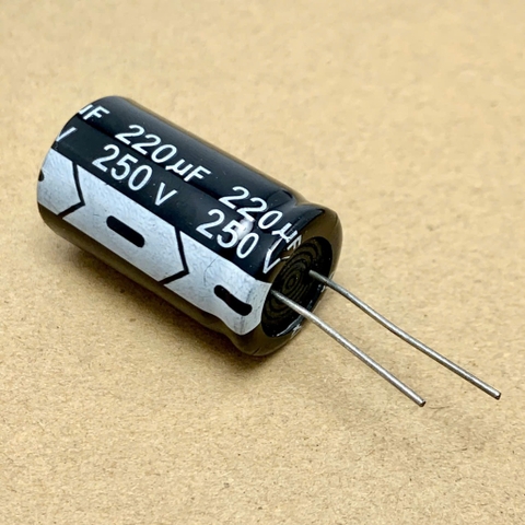 4 cái tụ điện hóa 220uF 250V 220uF250V ±20% 18x30mm