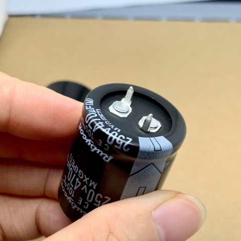 Tụ điện hóa 470uF 250V 470uF250V250MXG470MEFCSN chính hãng Rubycon ±20% 25x35mm
