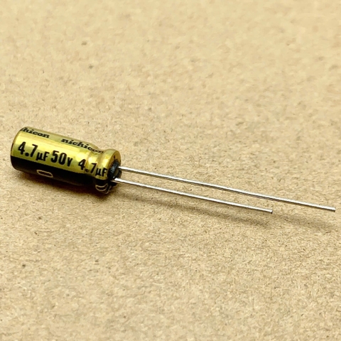 5 cái tụ điện hóa FW 4.7uF 50V 4.7uF50V chính hãng NICHICON 5x7mm