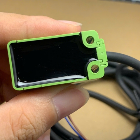 PSE17-5DN cảm biến từ trường NPN 12V-24V