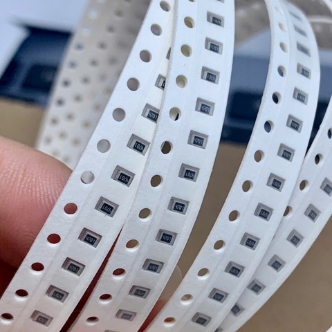 10 sản phẩm điện trở dán SMD 0805 1/8W 1% 4.7Kohm 4.7KR 4.7K 4701 472