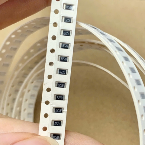 Điện trở dán SMD 1206 0.22R R220 0.22ohm