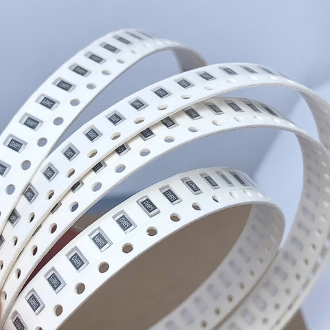 10 cái điện trở dán SMD 1206 68R0 680 68ohm