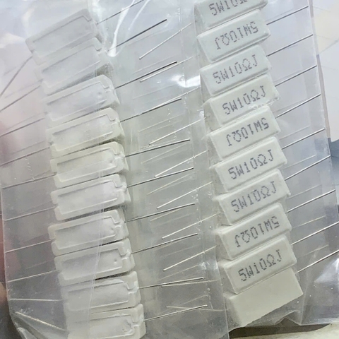 5 cái điện trở sứ 5W 10R 10ohm kiểu chân ngang 22x10x10mm