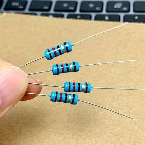 10 cái điện trở vòng màu 1W 12ohm 12R 1%