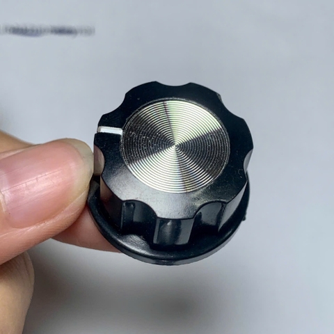 Chiết áp biến trở một vòng núm vặn thang đo RV24YN20S B201 200R 200ohm