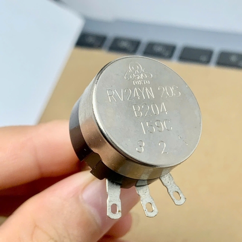Chiết áp biến trở một vòng núm vặn thang đo RV24YN20S B204 200KR 200Kohm
