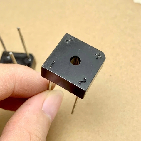 4 cái KBPC1010 diode cầu hình vuông 1000V 10A