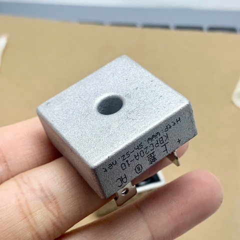 KBPC2010 KBPC 2010 KBPC20A-10 cầu chỉnh lưu Diode 1000V 20A kích thước 28x28mm
