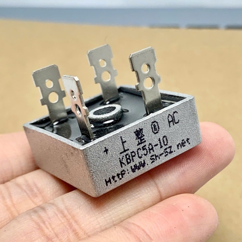KBPC0510 KBPC 0510 KBPC5A-10 cầu chỉnh lưu Diode 1000V 5A kích thước 28x28mm