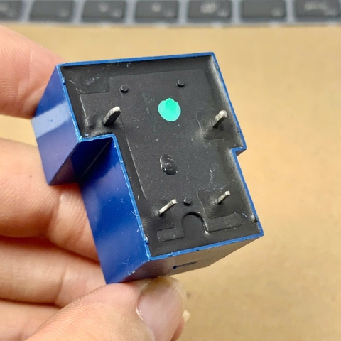 RELAY SLA-05VDC-SL-A RELAY 4 chân tải 30A 250V nguồn cấp cuộn dây 5VDC.