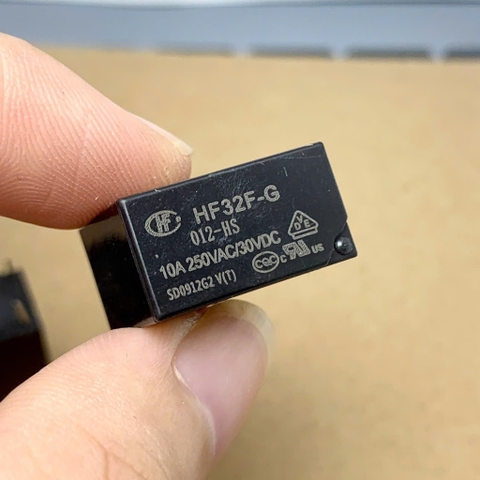 2 cái Relay JZC/HF32F 012-HS-(10A) HF32F-G-012-HS cuộn dây 12V tải 250VAC 10A kích thước 10x15x18mm