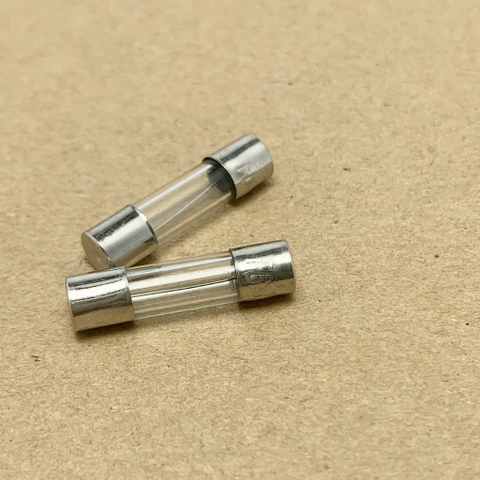 10 cầu chì ống thủy tinh 250V 6.3A kích thước 5x20mm