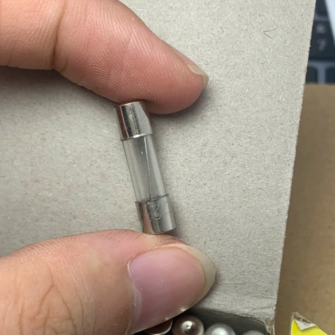 10 cái cầu chì ống thủy tinh 250V 0.5A kích thước 5x20mm
