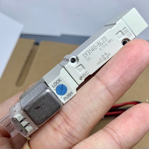 Van điện từ SY3140-5LZD 24VDC van 5/2 chính hãng SMC