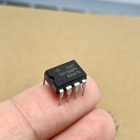 TNY268PN TNY268 DIP-7 mới
