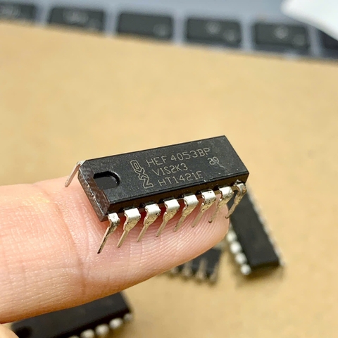 CD4053 CD4053BM HCF4053 HCF4053BE DIP-16