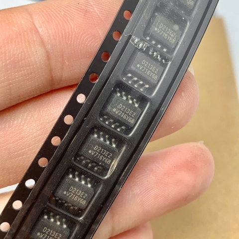 Linh kiện điện tử D213E2 ILD213E2 ILD213E2T SOP-8