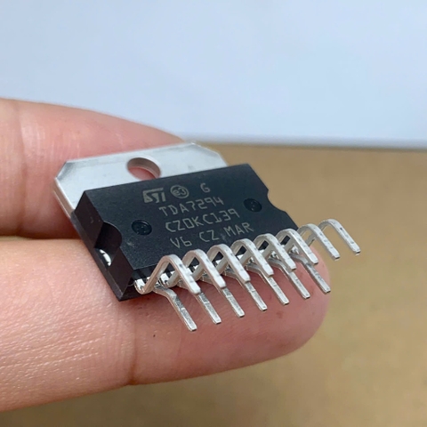 TDA7294 IC khuếch đại âm thanh DMOS 100V 100W ZIP-15 chính hãng