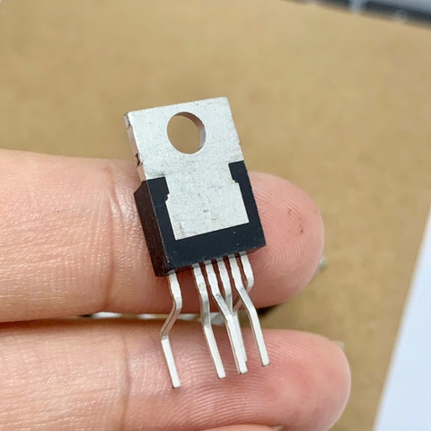 TOP261YN T0P261YN TOP261 TO-220 chính hãng