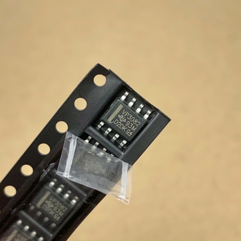 5 cái IC giao tiếp RS SN65HVD3082EDR VP3082 SOP-8 chính hãng