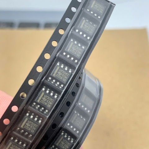 5 cái IC giao tiếp RS SN65HVD3082EDR VP3082 SOP-8 chính hãng