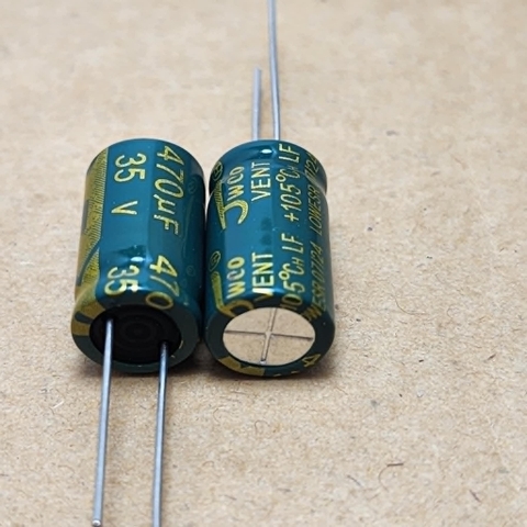 10 cái tụ điện hóa 470uF 35V 470uF35V 10x17MM xanh lá