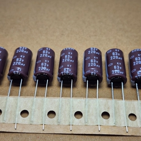 4 cái tụ điện hóa 220uF 63V 220uF63V 10x20mm KY hãng NICHICON