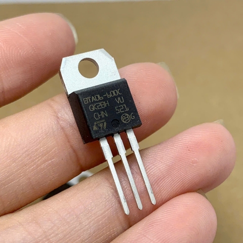 2 cái BTA06-600C BTA06 600C Triac 600V 6A To-220