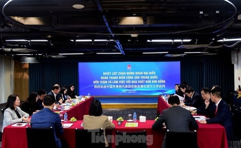 Kết nối tri thức giáo dục và hình thành nhân cách thế hệ trẻ Việt - Trung