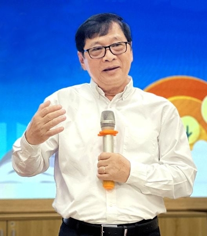 “Đối phó với nạn sách giả rất gian nan”