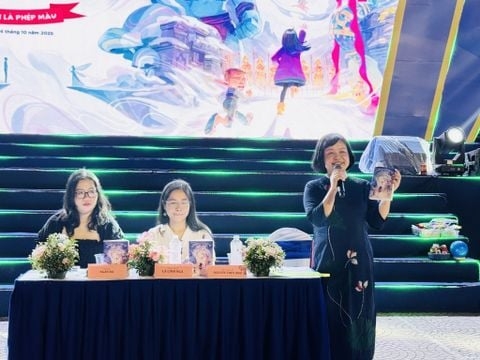 Cuốn sách tôn vinh tình thân, tình bạn và tình yêu thương