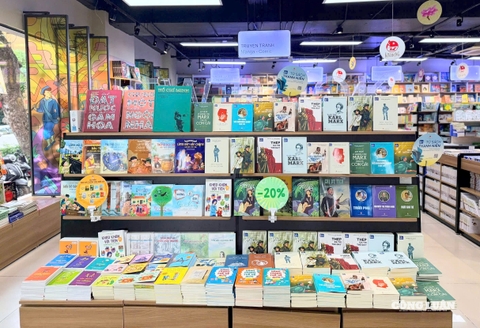 Phó Giám đốc, Tổng Biên tập Nhà xuất bản Kim Đồng Vũ Thị Quỳnh Liên: 'Tủ sách Thanh niên' sẽ đồng hành cùng người trẻ lập thân, lập nghiệp...