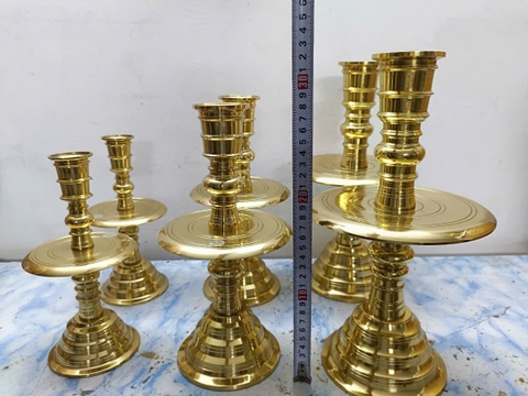 Cặp chân nến đồng 23cm,28cm,33cm k