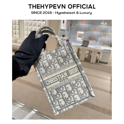 TÚI DIOR VERTICAL BOOK NOTE OBLIQUE (GRAY)