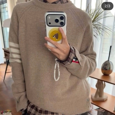 SWEATER THOM BROWNE BEIGE SHETLAND WOOL 4-BAR STRIPE CREW NECK