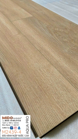 Sàn gỗ Mido Wood M2439-4 Aqua Pro lát thẳng 12mm