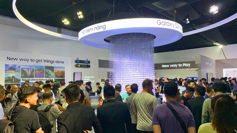 BÙNG NỔ CÔNG NGHỆ 2025: SAMSUNG TRÌNH LÀNG DẢI NGÂN HÀ SIÊU PHẨM MỚI, TRÍ TUỆ AI DẪN LỐI TƯƠNG LAI!