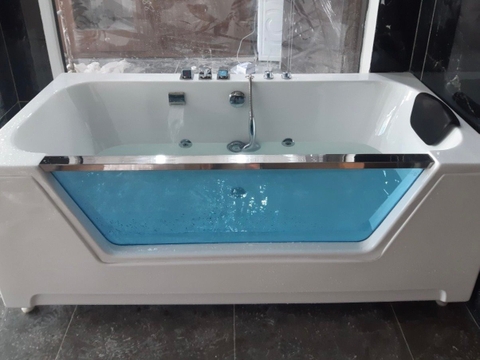 Bồn tắm massage ARES - AR4173M( xục thuỷ lực ) .