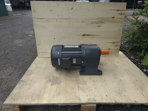 Động cơ giảm tốc CH40