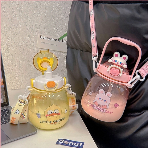 Bình đựng nước kute đầu hình thú 1400ml kèm ống hút vs sticker cho bé