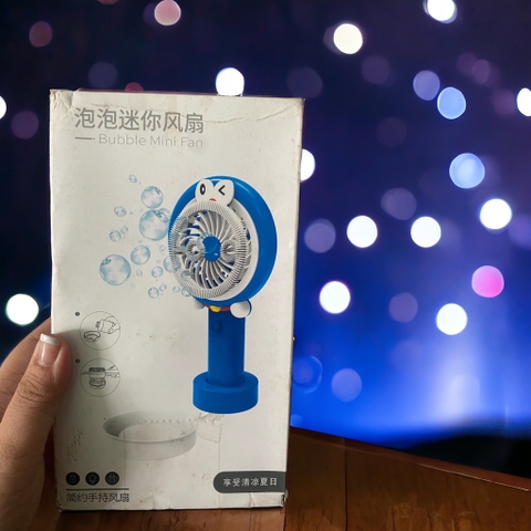Quạt cầm tay tích điện  thổi bong bóng Kitty/ doraemon tuỳ lô -2B3 [BH: 1 Tuần]